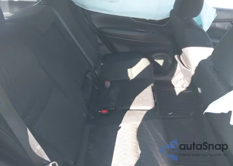 2018 Nissan Rogue S z USA, uszkodzony, nr VIN 5N1AT2MV1JC739614